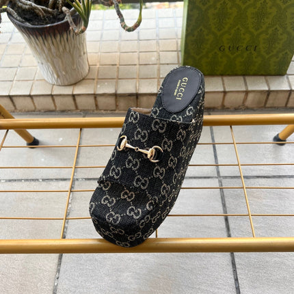 GUCCI 26S WEDGE SANDALS 100 MM IN BLACK DENIM