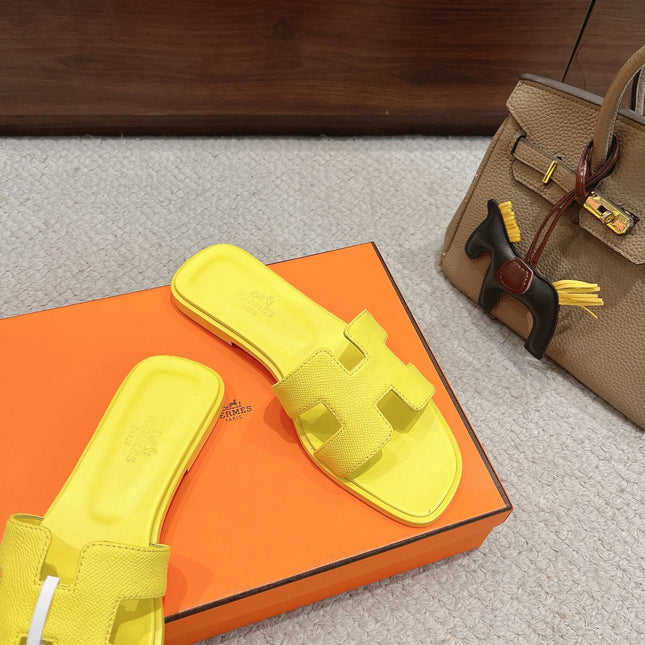 HM 26S ORAN SANDAL IN YELLOW LAMBSKIN