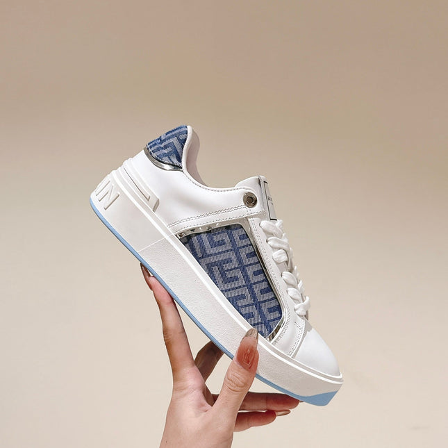 BALMAIN 26S SNEAKERS IN WHITE CALFSKIN AND BLUE CANVAS WITH BLUE SOLE