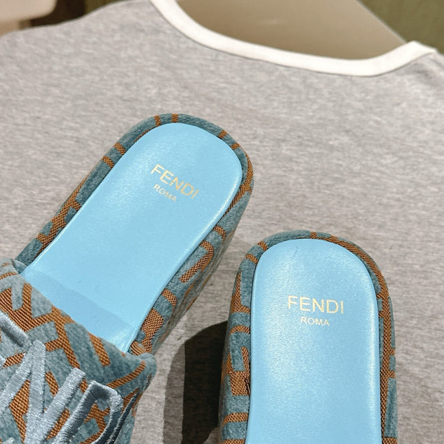 FENDI 26S PLATFORM SANDALS IN LIGHT BLUE AND BROWN FABRIC