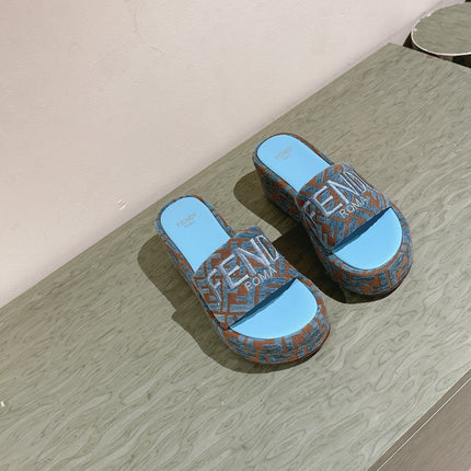 FENDI 26S PLATFORM SANDALS IN LIGHT BLUE AND BROWN FABRIC