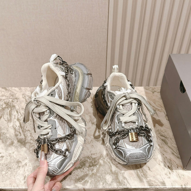 BALENCIAGA 25S 3XL SNEAKERS CHAIN-PADLOCK IN BEIGE MESH FABRIC AND SILVER PU