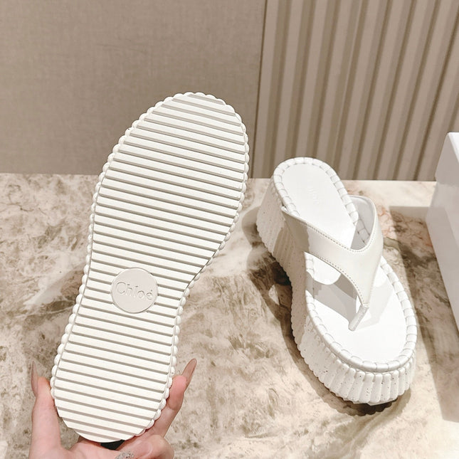 CHLOÉ 26S PLATFORM FLIP-FLOPS IN WHITE LAMBSKIN