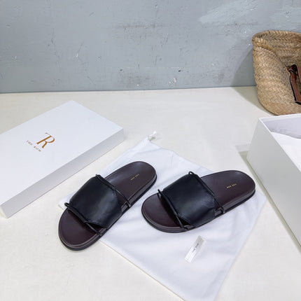 THE ROW 26S STRAP SLIDES IN BLACK CALFSKIN