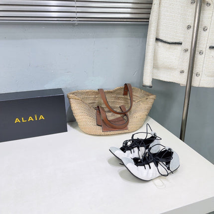 ALAIA 26S LACE-UP BALLET FLATS IN WHITE LAMBSKIN AND GREY SUEDE