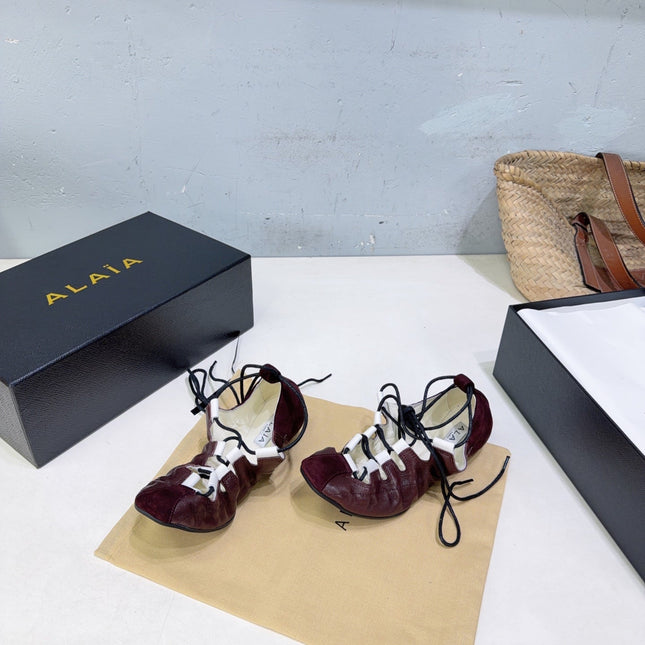 ALAIA 26S LACE-UP BALLET FLATS IN MERLOT RED LAMBSKIN AND SUEDE