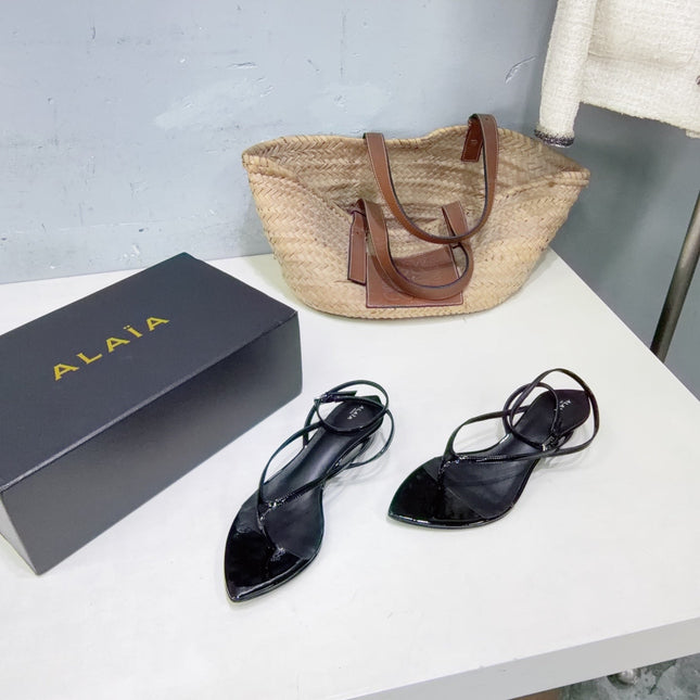 ALAIA 26S THONG SANDALS IN BLACK CALFSKIN