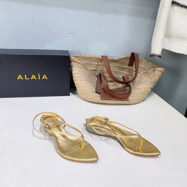 ALAIA 26S THONG SANDALS IN GOLD CALFSKIN