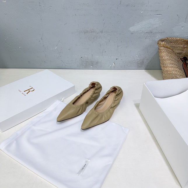 THE ROW 26S POINTED KITTEN HEEL PUMPS 35MM IN BEIGE CALFSKIN