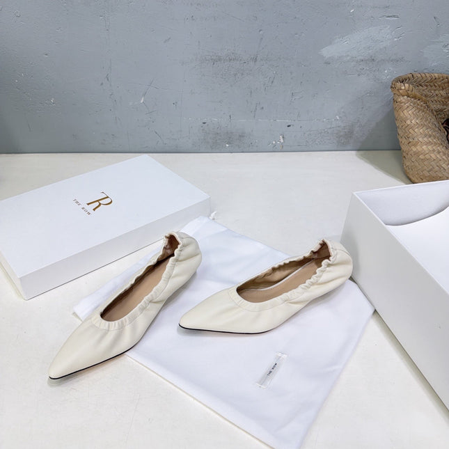 THE ROW 26S POINTED KITTEN HEEL PUMPS 35MM IN IVORY WHITE CALFSKIN