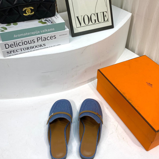 IENA MULE LAPIS CANVAS AND CARAMEL CALFSKIN