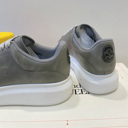 OVERSIZED SNEAKERS IN GUN GREY SMOOTH CALFSKIN