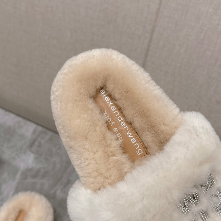 THICK-SOLED SLIPPERS IN WHITE MIX BISQUE BEIGE FLEECE