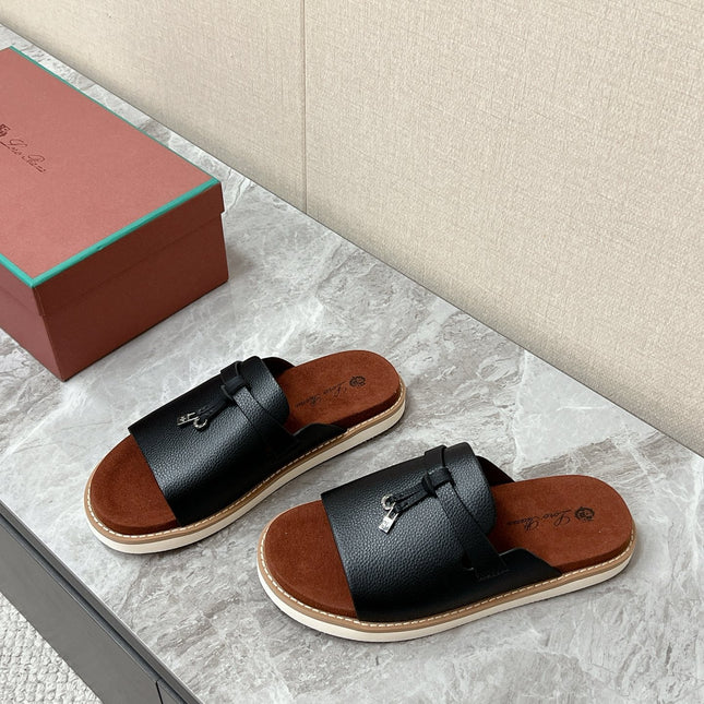 LP 26S LOCK MULE SLIDES IN BLACK GRAINED CALFSKIN SILVER HARDWARE