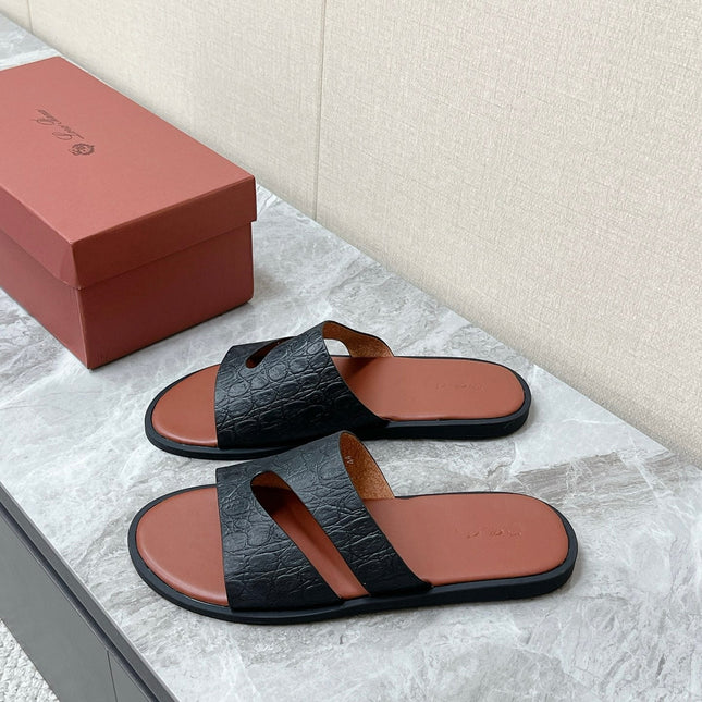LP 26S CUTOUT SLIDES IN BLACK GRAINED CALFSKIN
