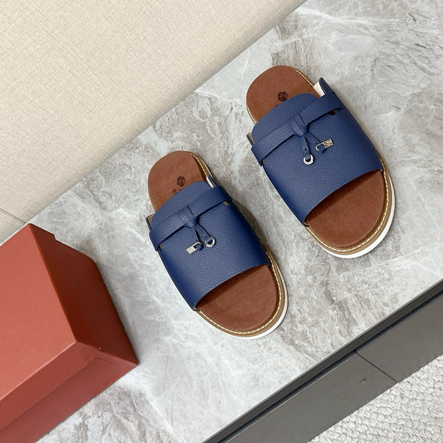 LP 26S LOCK CHARM SLIDES IN NAVY BLUE CALFSKIN SILVER HARDWARE