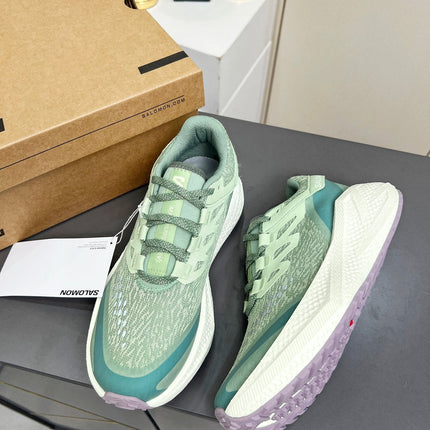 ALO 25S SALOMON ODYSSEY ELMT SNEAKER 45 MM IN PASTEL GREEN FABRIC