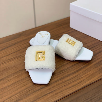 BALMAIN 26S SANDALS IN WHITE WOOL AND CALFSKIN