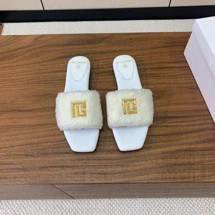 BALMAIN 26S SANDALS IN WHITE WOOL AND CALFSKIN