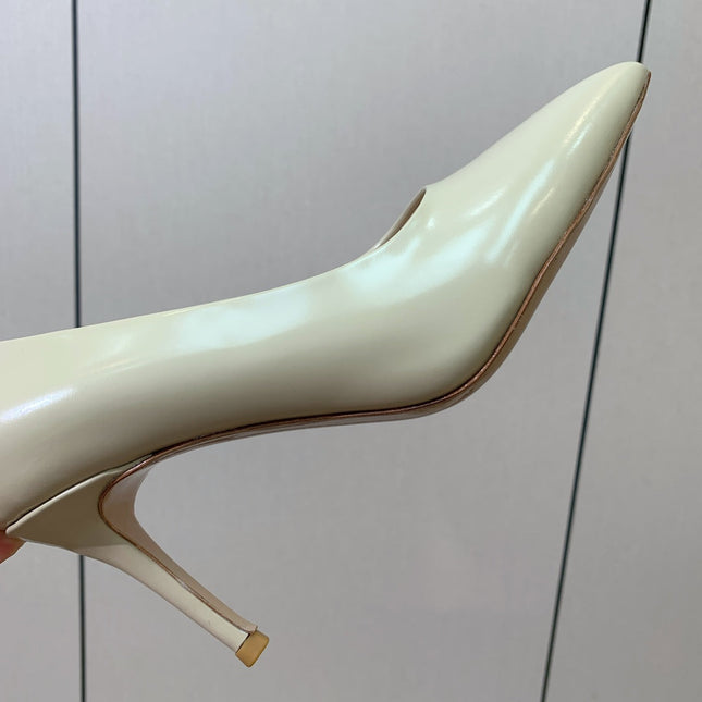 GIANVITO ROSSI 26S STILETTO PUMPS 95 MM IN BEIGE PATENT CALFSKIN