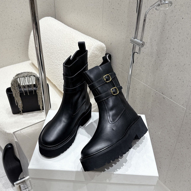 CELINE 26S ANKLE BOOTS IN BLACK CALFSKIN
