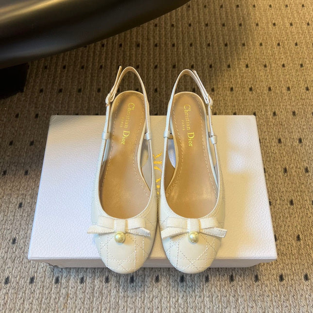 DIOR 26S OPEN BACK SANDALS IN CREAM WHITE CALFSKIN WITH PEARL BOW