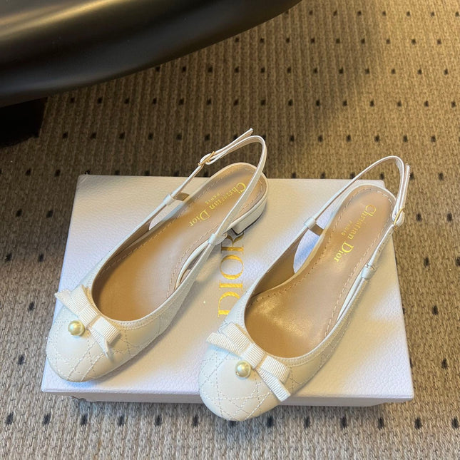 DIOR 26S OPEN BACK SANDALS IN CREAM WHITE CALFSKIN WITH PEARL BOW