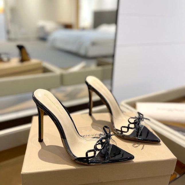 GIANVITO ROSSI 26S HEELED SANDALS 105 MM IN BLACK PATENT CALFSKIN WITH BOW