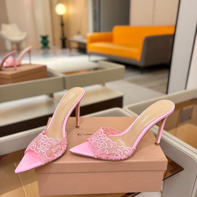 GIANVITO ROSSI 26S HEELED SANDALS 105 MM IN LIGHT PINK LACE AND LAMBSKIN