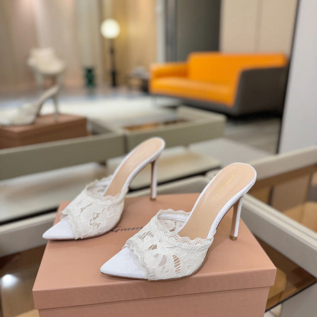 GIANVITO ROSSI 26S HEELED SANDALS 105 MM IN WHITE SUEDE AND LACE