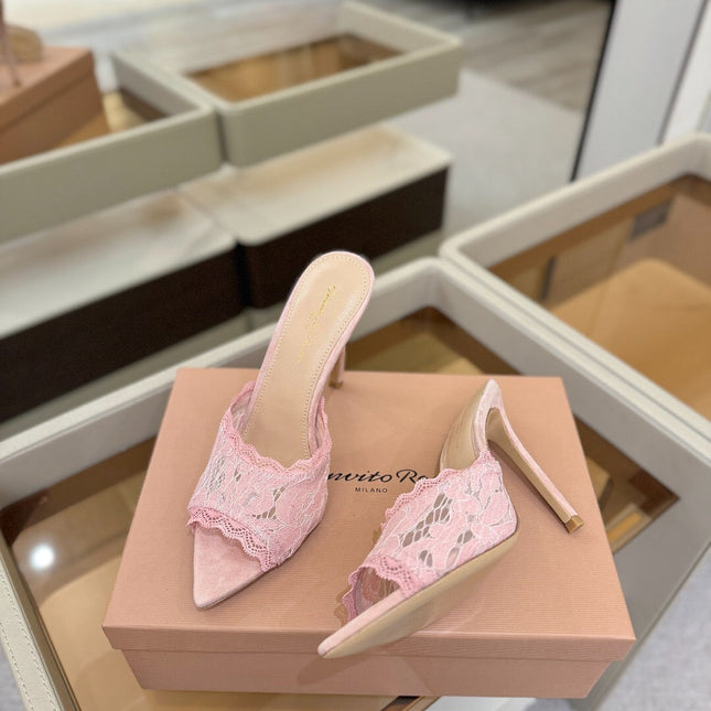 GIANVITO ROSSI 26S HEELED SANDALS 105 MM IN LIGHT PINK SUEDE AND LACE