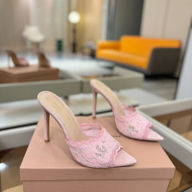 GIANVITO ROSSI 26S HEELED SANDALS 105 MM IN LIGHT PINK SUEDE AND LACE