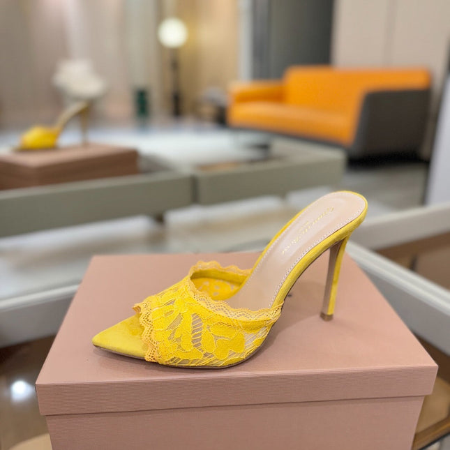 GIANVITO ROSSI 26S HEELED SANDALS 105 MM IN DARK YELLOW SUEDE AND LACE