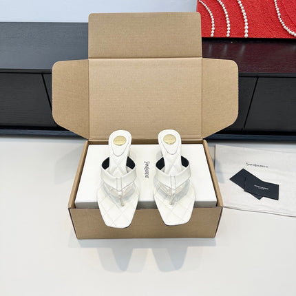 YSL 26S QUILTED THONG SANDALS 50 MM IN WHITE LAMBSKIN