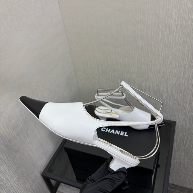 LV 26S SLINGBACK HIGH HEELS 40 MM IN WHITE AND BLACK CALFSKIN