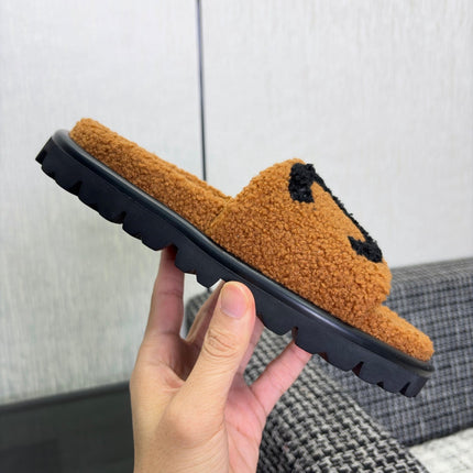 CHANEL 26S SLIDE SANDALS IN BLACK AND CAMEL SHEARLING OPEN TOE