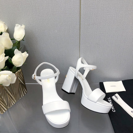 BLOCK HEEL 9 CM SANDAL IN WHITE LAMBSKIN
