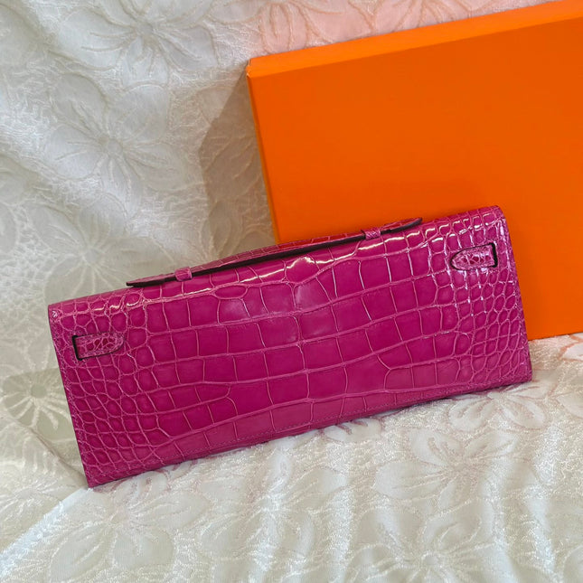 KELLY CUT 31 IN MAGENTA PURPLE SHINNY ALLIGATOR LEATHER WITH SILVER HARDWARE