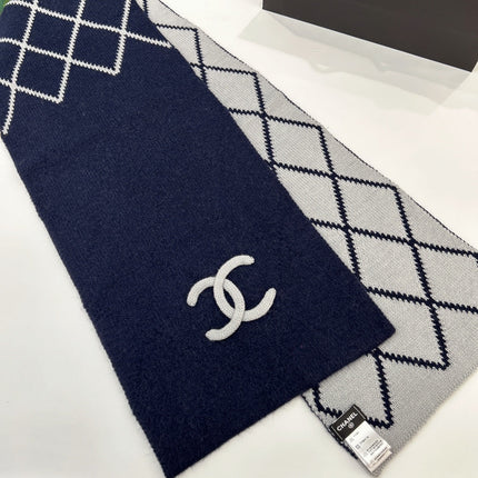 CHANEL 26S SCARF 200 IN WOOL AND CASHMERE 511105