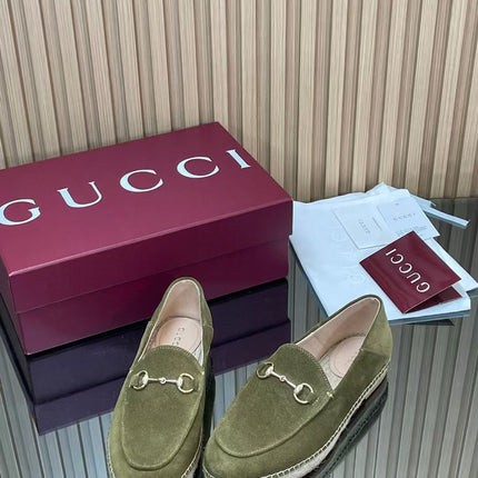 GUCCI 26S LOAFER IN MOSS GREEN SUEDE
