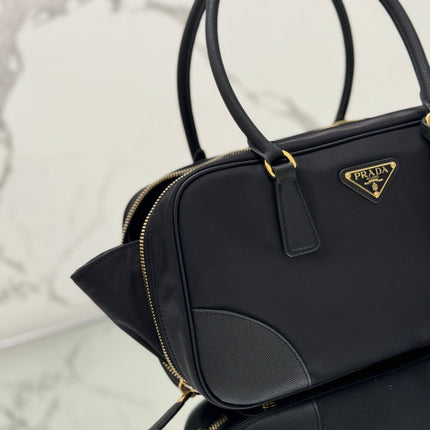 MEDIUM TOP HANDLE BAG 30 IN BLACK NYLON AND CALFSKIN TRIM