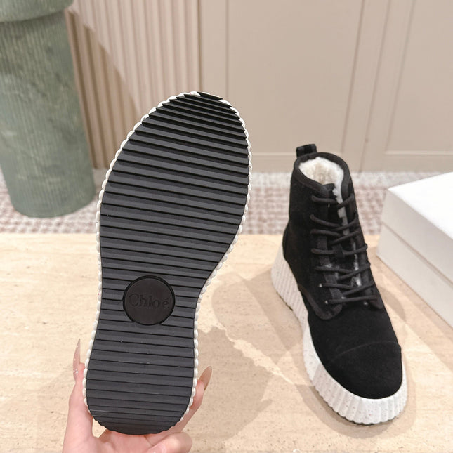 CHLOÉ 26S PLATFORM SOLE BOOTS 68 MM IN BLACK SUEDE