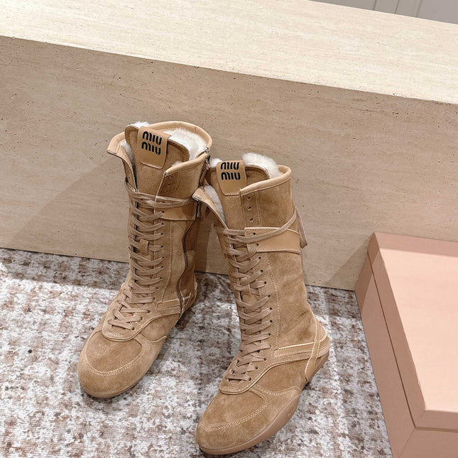 MIUMIU 25S ANKLE BOOTS IN LIGHT BROWN SUEDE WITH SHEARLING