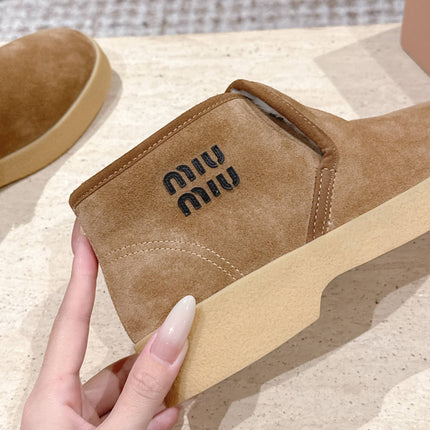 MIUMIU 25S SLIP-ON BOOTIES IN LIGHT BROWN SUEDE WITH FAUX SHEARLING