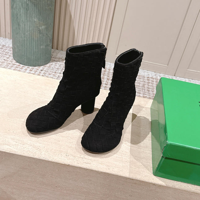 BOTTEGA VENETA 26S INTRECCIATO BOOTS 85 MM IN BLACK SUEDE
