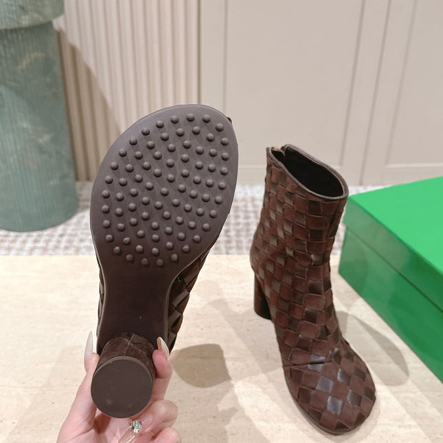 BOTTEGA VENETA 26S INTRECCIATO BOOTS 85 MM IN DARK BROWN SUEDE AND LAMBSKIN