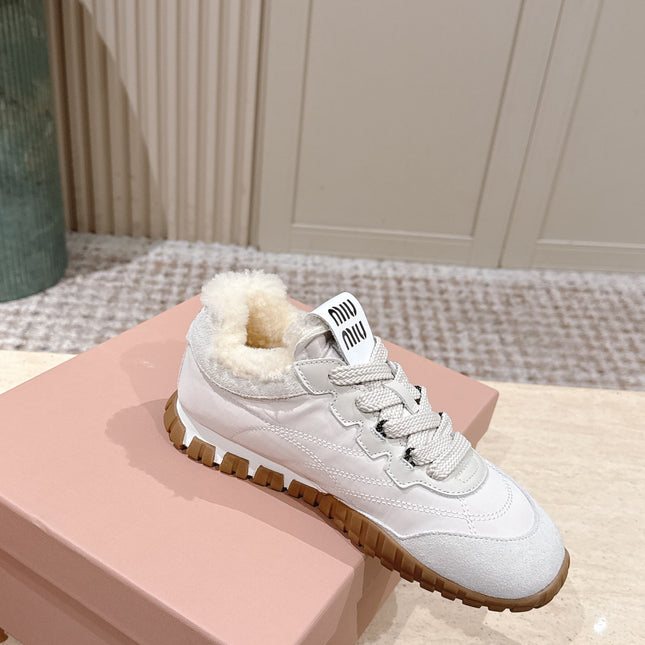 MIUMIU 25S SNEAKERS IN IVORY TYRE TECHNICAL FABRIC AND SUEDE SHEARLING