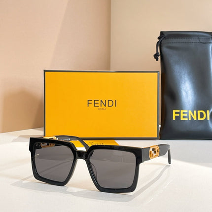 OVERSIZED FF DIAMONDS SQUARE FRAME SUNGLASSES FE40181 IN ACETATE