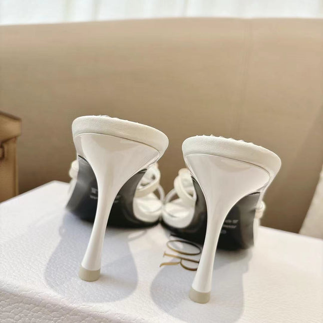 DIOR 26S KITTEN HEEL SANDALS 85MM IN WHITE CALFSKIN BOW STUDDED