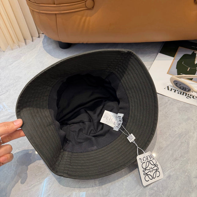 LOEWE 26S CANVAS BUCKET HAT STYLE 044